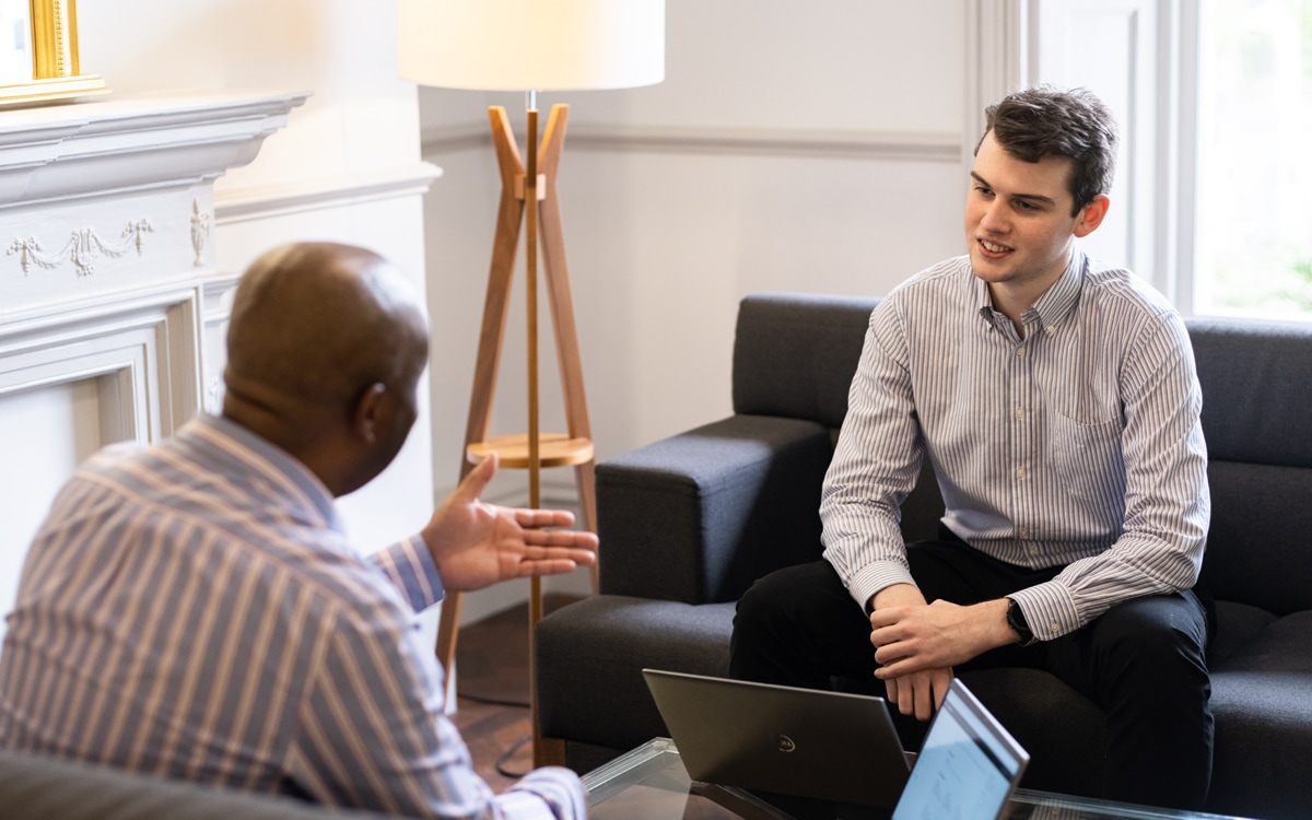 A business owner speaks to a digital marketing executive about his Amazon marketing goals